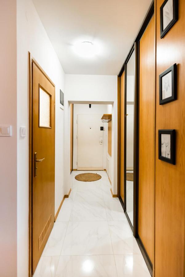 Woronicza Homey Wooden Apartment Варшава Екстериор снимка